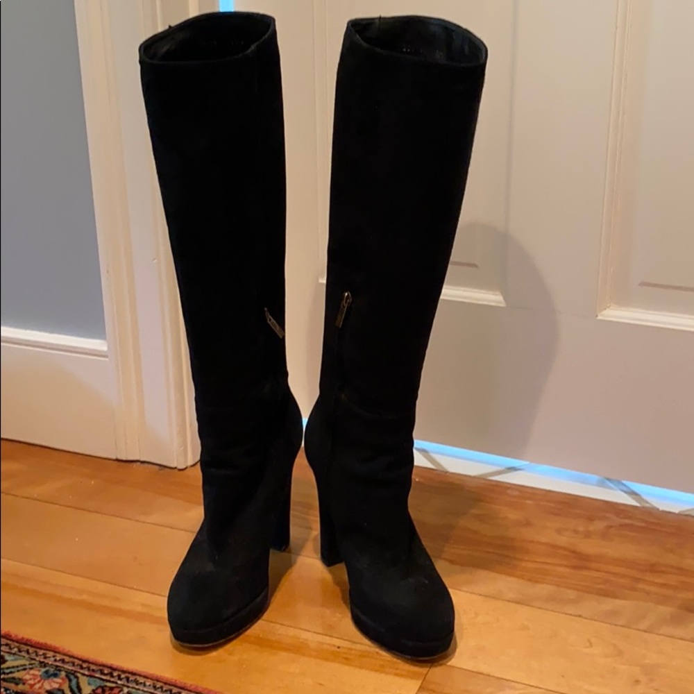 Yves Saint Laurent Black Heeled Boots - Picture 4 of 10